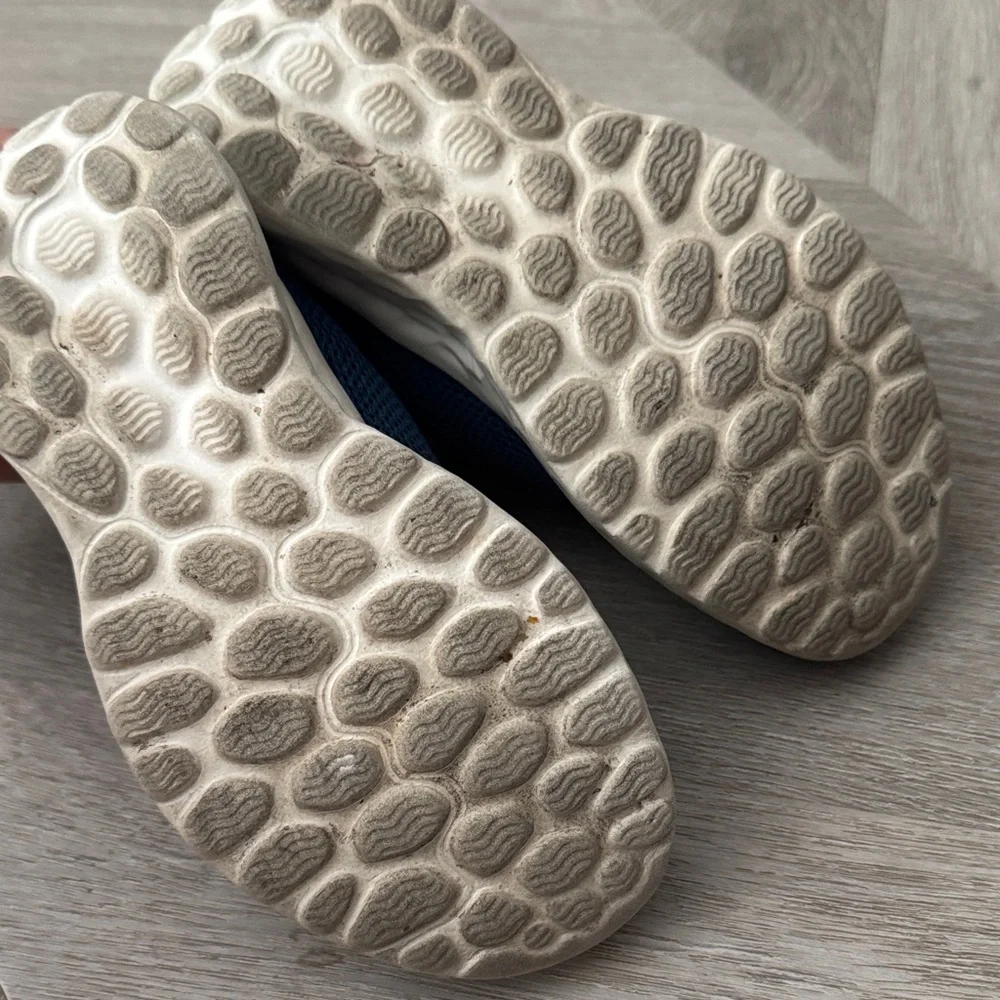 New Balance 520 - Picture 4 of 6